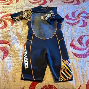 Men’s Size Large Sea Doo Wetsuit - Black and Orange